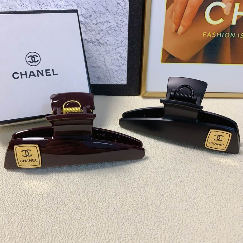 Chanel Hair Grab Clip  (1)